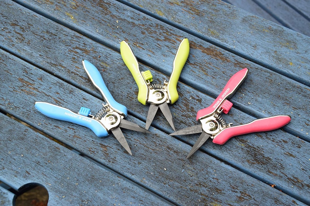 spear-jackson-56418g-green-garden-snips-2.jpg