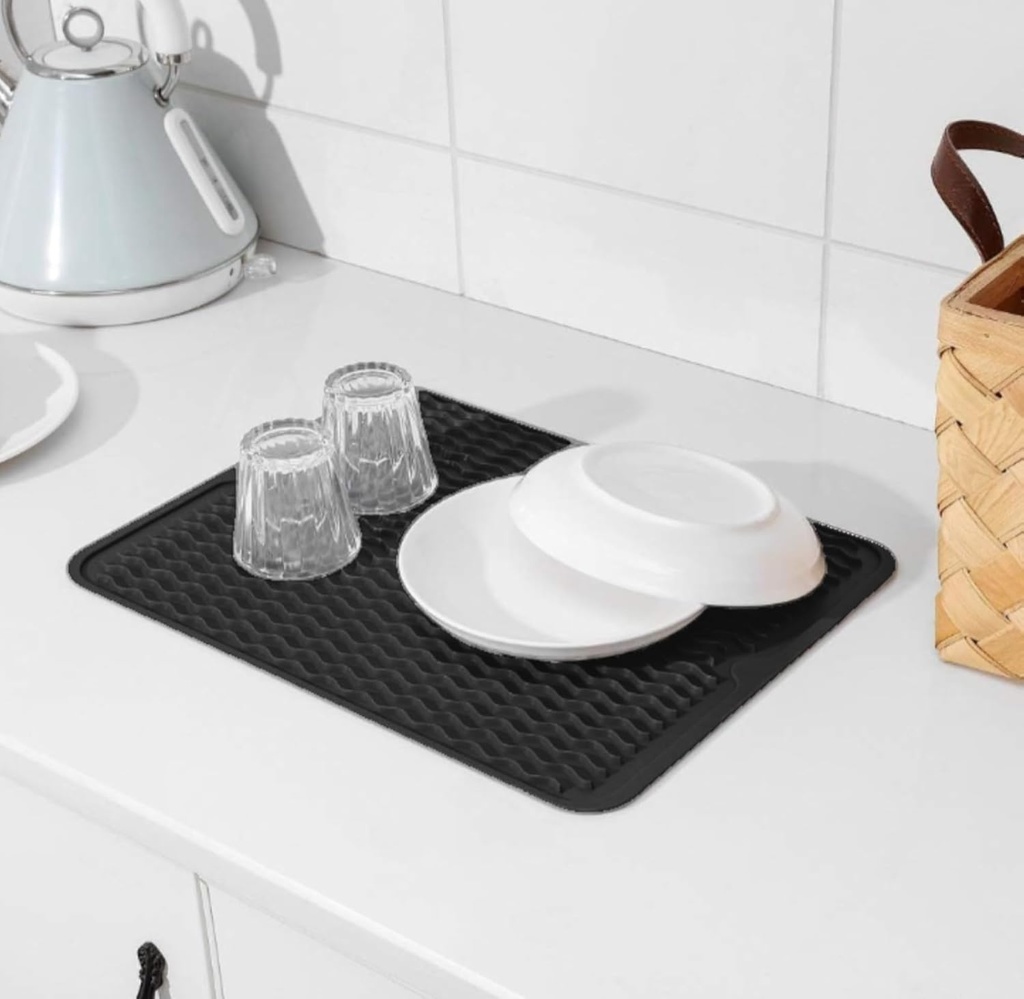 silicone-drying-mat-16-12-black-non-slip-3.jpg