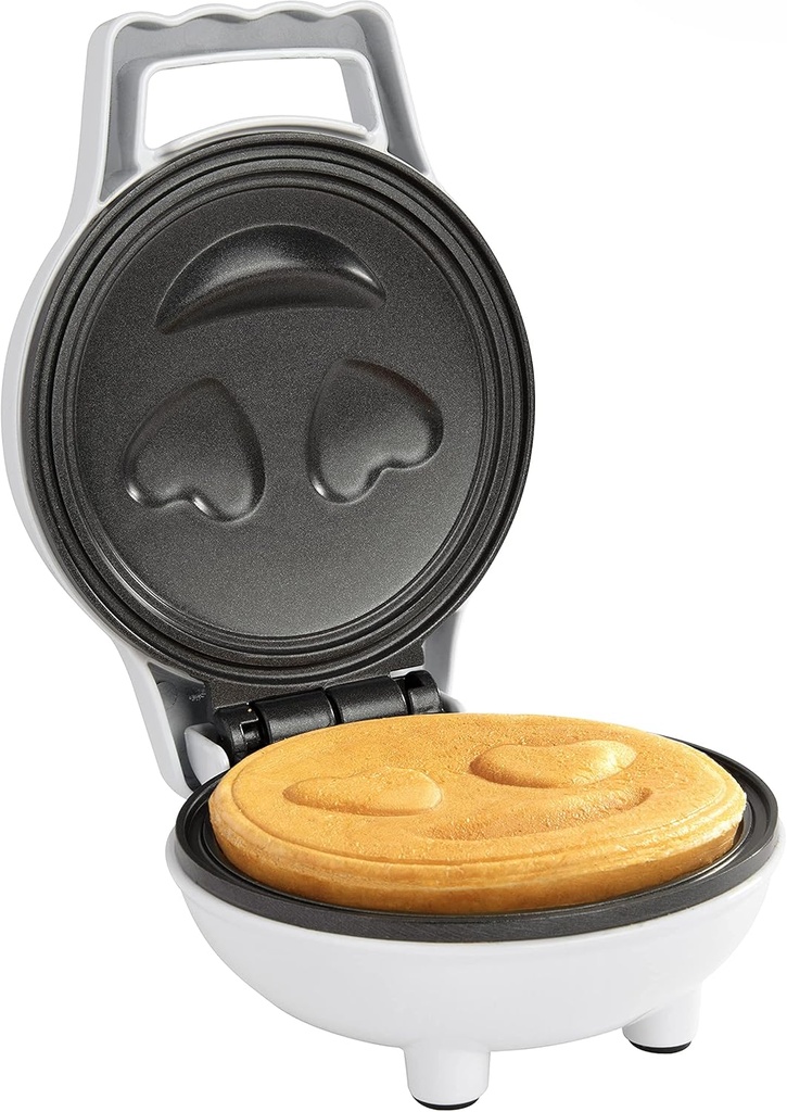 heart-eyes-emoji-mini-waffle-maker--spec-6.jpg