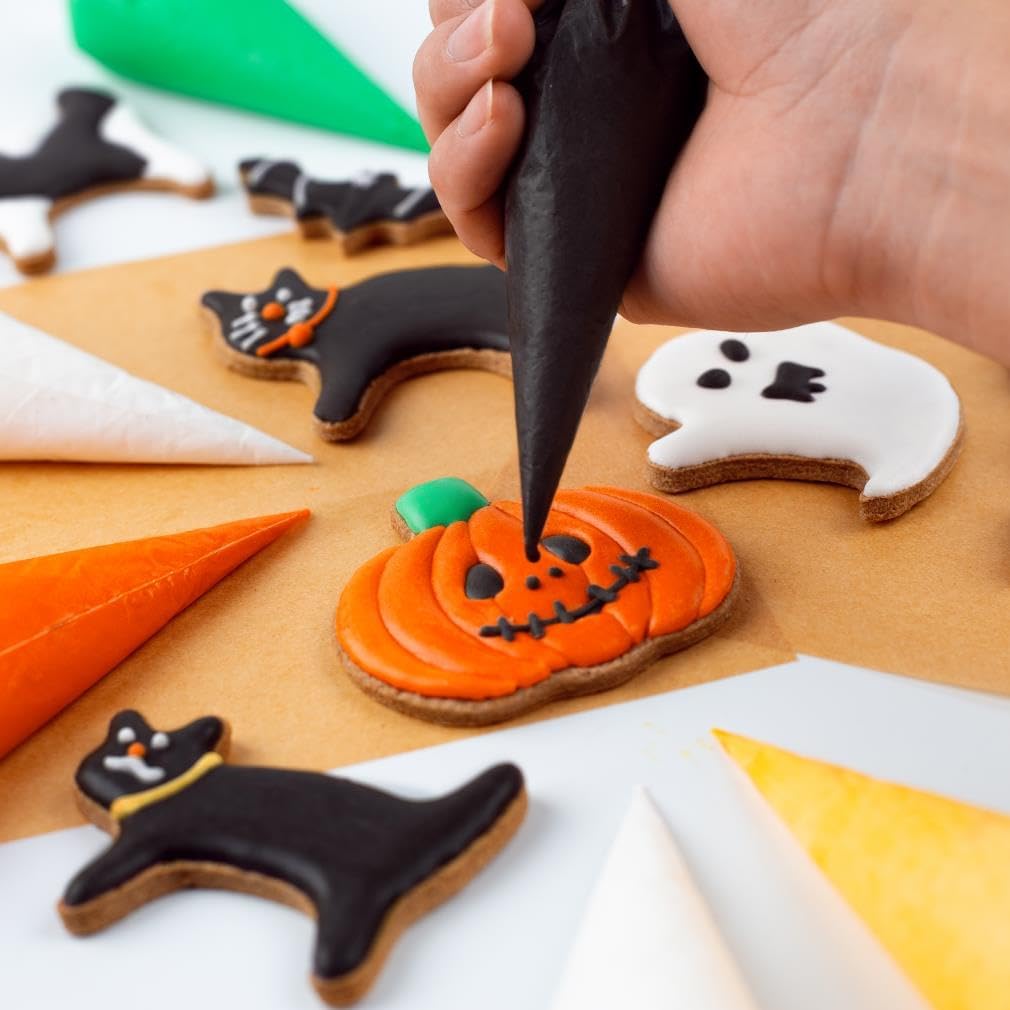 halloween-cookie-cutters-set---12-pieces-3.jpg