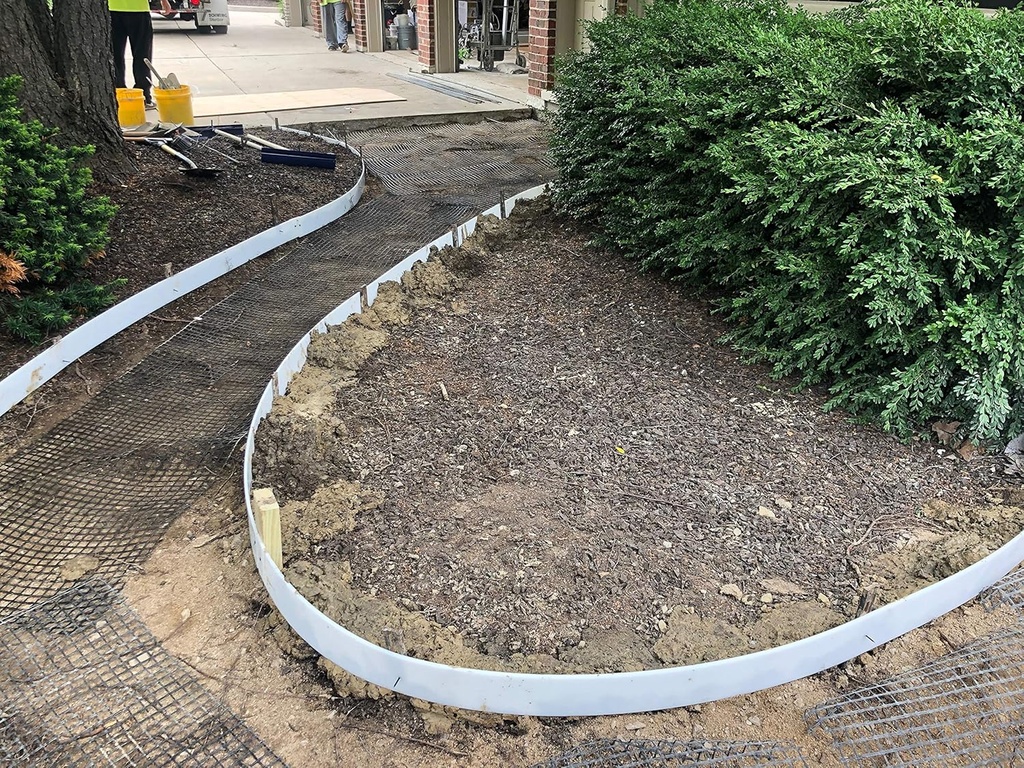 Plastic Flex Forms for Concrete Flatwork & Curbs Set (TEN 4" x 95" pieces) Walttools