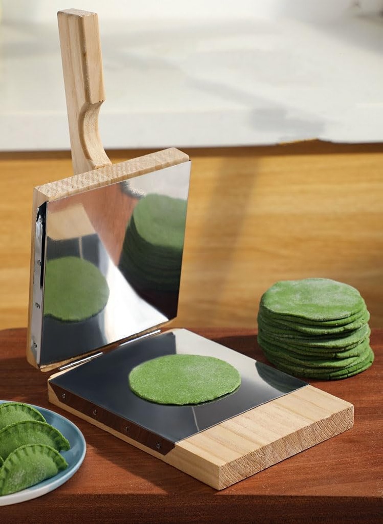 Pastry Press Tool for Kitchen Baking，Wooden Tortilla Press – Versatile Dough & Dumpling Skin Maker | Perfect for Ravioli, Pizza Dough, Pastries & More