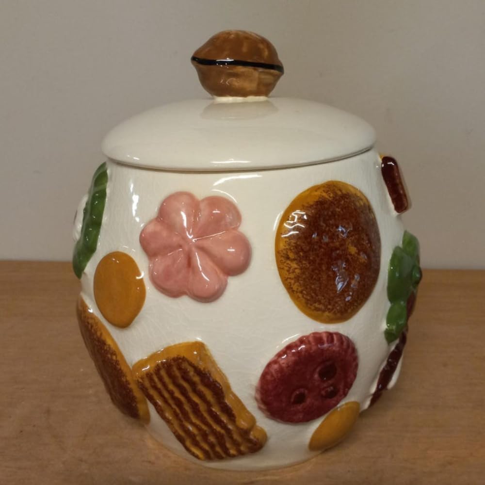 Large Vintage Ceramic Cookie Jar with Walnut Top Lid, Collectable Pottery Jar with Raised Cookies Decor, Food Storage Jar, Candy Jar, 8 "W x 10 "H x 8 "D, Kitchen Decorative Jar for Home Decor