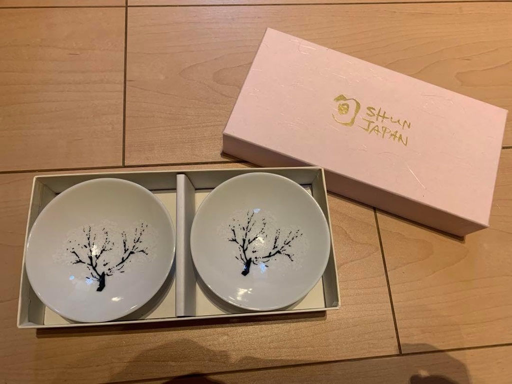 Shun Shun Japan White Flat Glass Pair Set, Cherry Blossoms