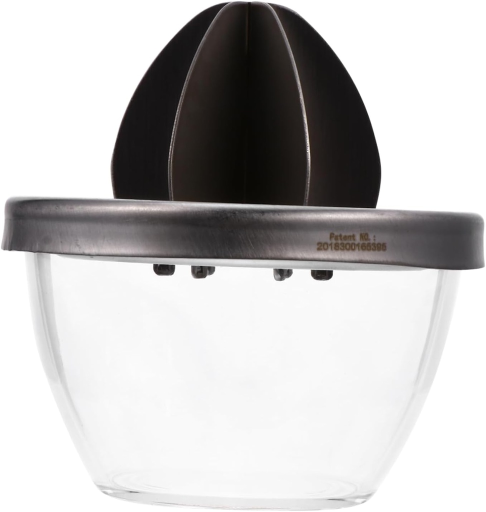 304 Stainless Steel Manual Fruit Juicer Squeeze Bowl Portable Handheld Orange Squeezer for Citrus Easy to Use Juicing Tool for Kitchen