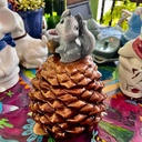 Vintage Cute Cookie Jar, Brown Cookie Jar, Cookie Jars with Lids Airtight, Small Candy Jars, 9 "W x 12 "H x 9 x"D, Ceramic Jar with Lid for Candy, Coffee Bean, Cookies, Flours