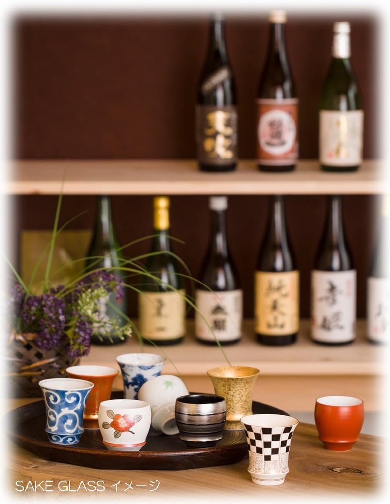 有田焼うつわ紀行(Aritayaki Utsuwa) Arita Ware Takumi no Kura Guinomi Cup SAKE GLASS Gold Sai-Tsubaki (Round) T825