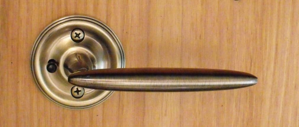 FPL Alexandria Privacy Door Lever Set for Bedroom and Bathroom Doors, 2-3/8" Backset, Antique Brass Finish